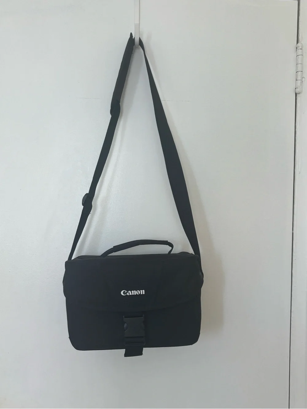 Canon Black Messenger Camera Bag with Adjustable Strap